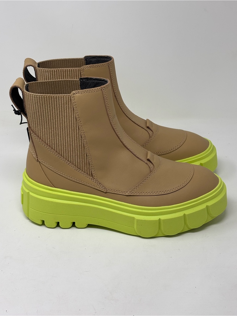 Sorel Caribou X Waterproof Platform Chelsea Boots New In Box - Picture 6 of 12
